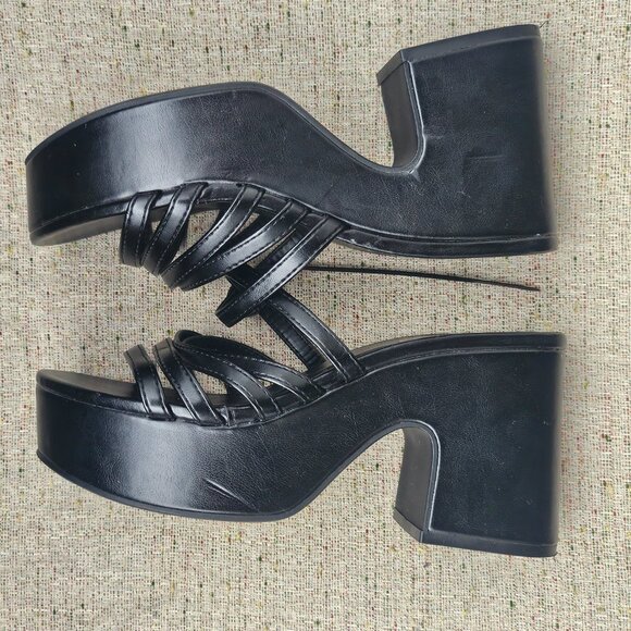 SODA Women Strappy Wedge Heel Sandal Black Vegan Faux Leather Shoes Size 6M - Picture 8 of 13